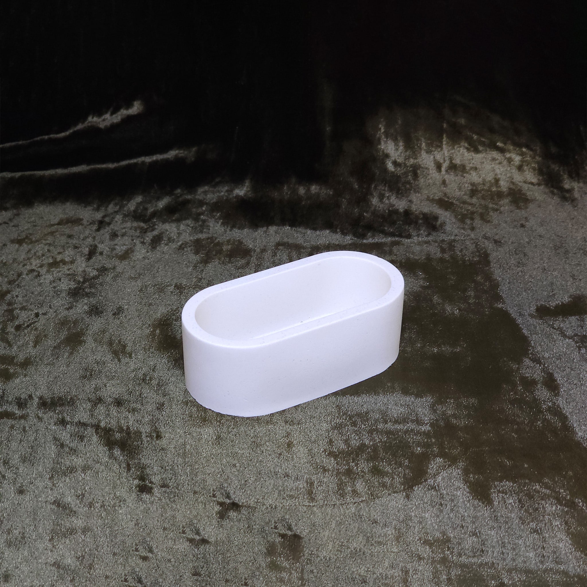 artistic_oval_succulent- artistic_oval_succulent-