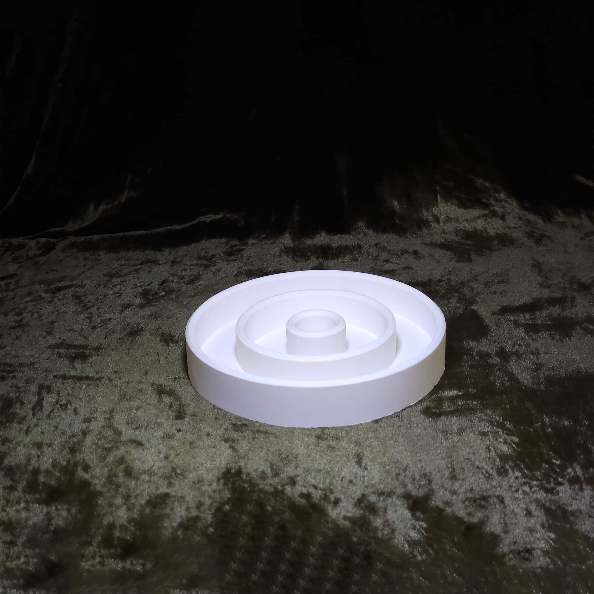 circle_candle_holder_