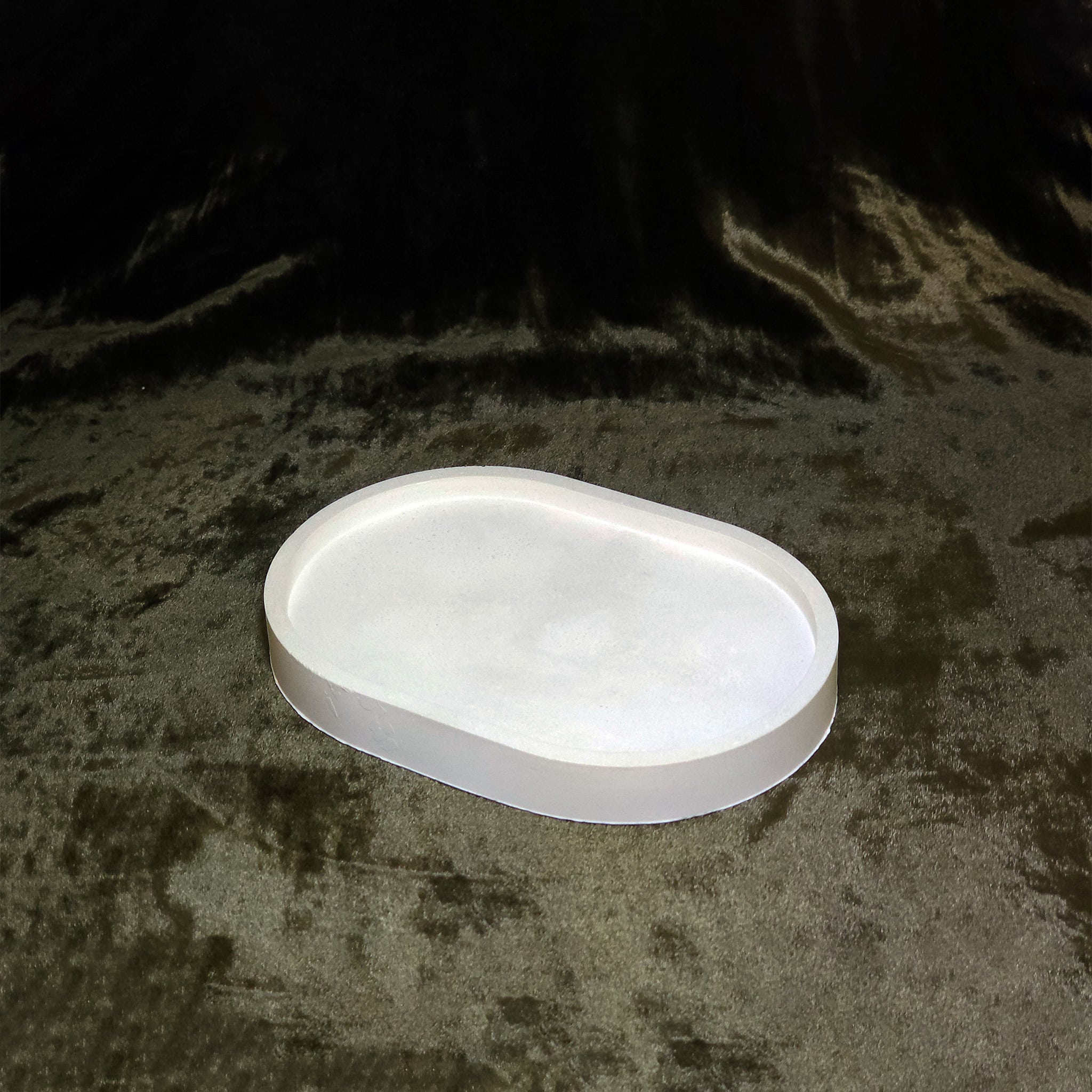 luxe_oval_tray_p00140