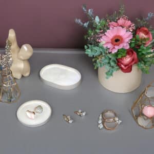 Luxe Oval Tray – Elegant Candle, jewellery & Trinket Holder